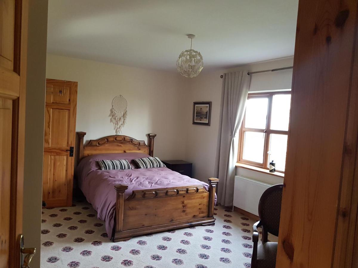 The Farmhouse Accomodation Claremorris Extérieur photo